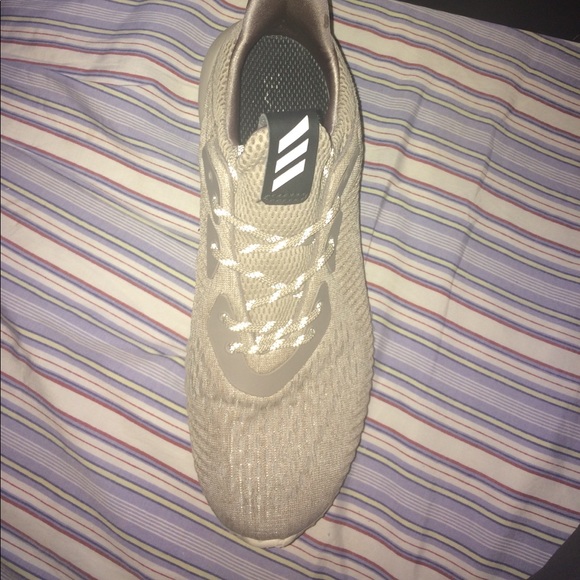 Adidas Alpha bounce - Picture 2 of 4