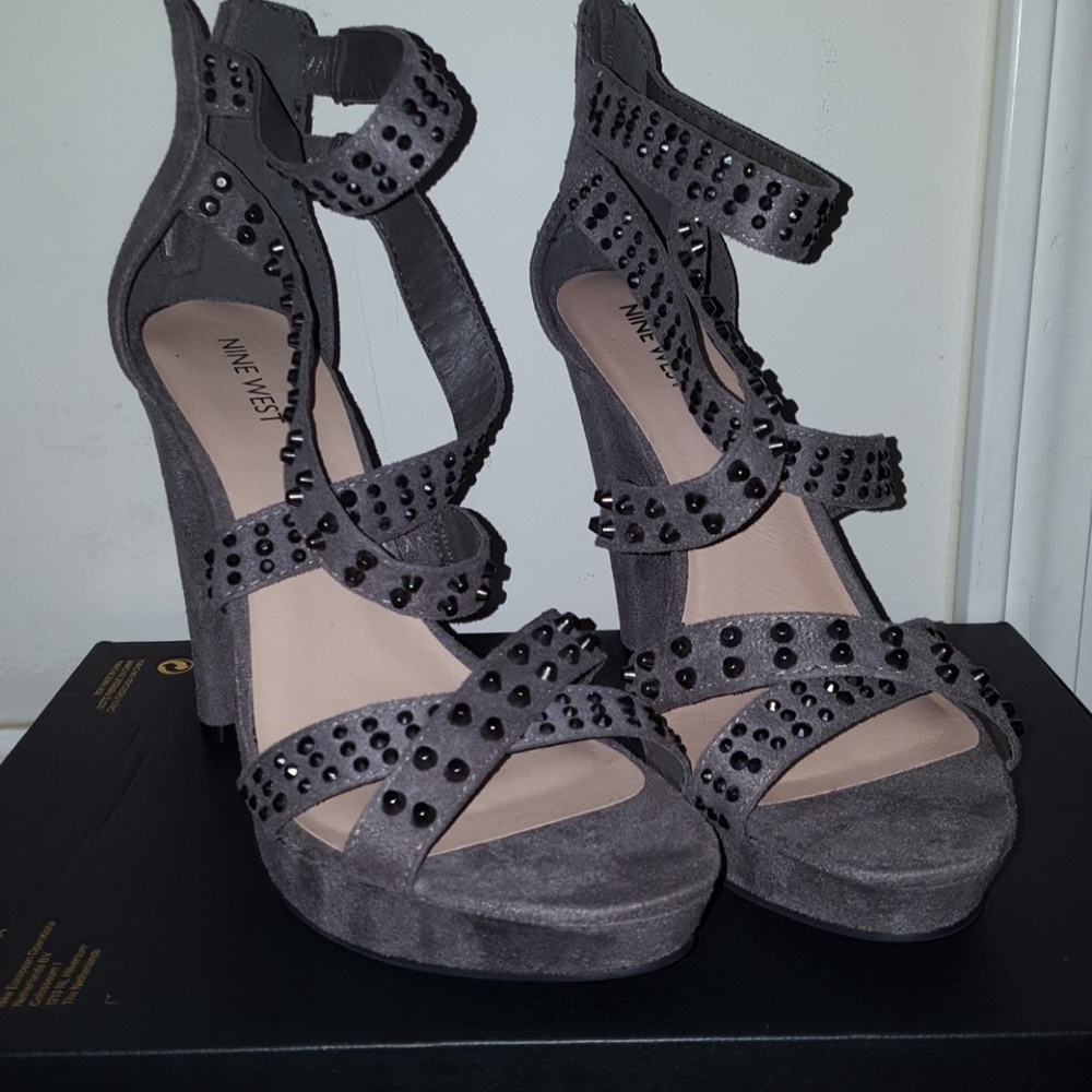 New nine west shoes