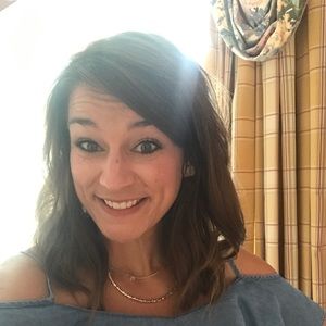 Meet your Posher, Gina