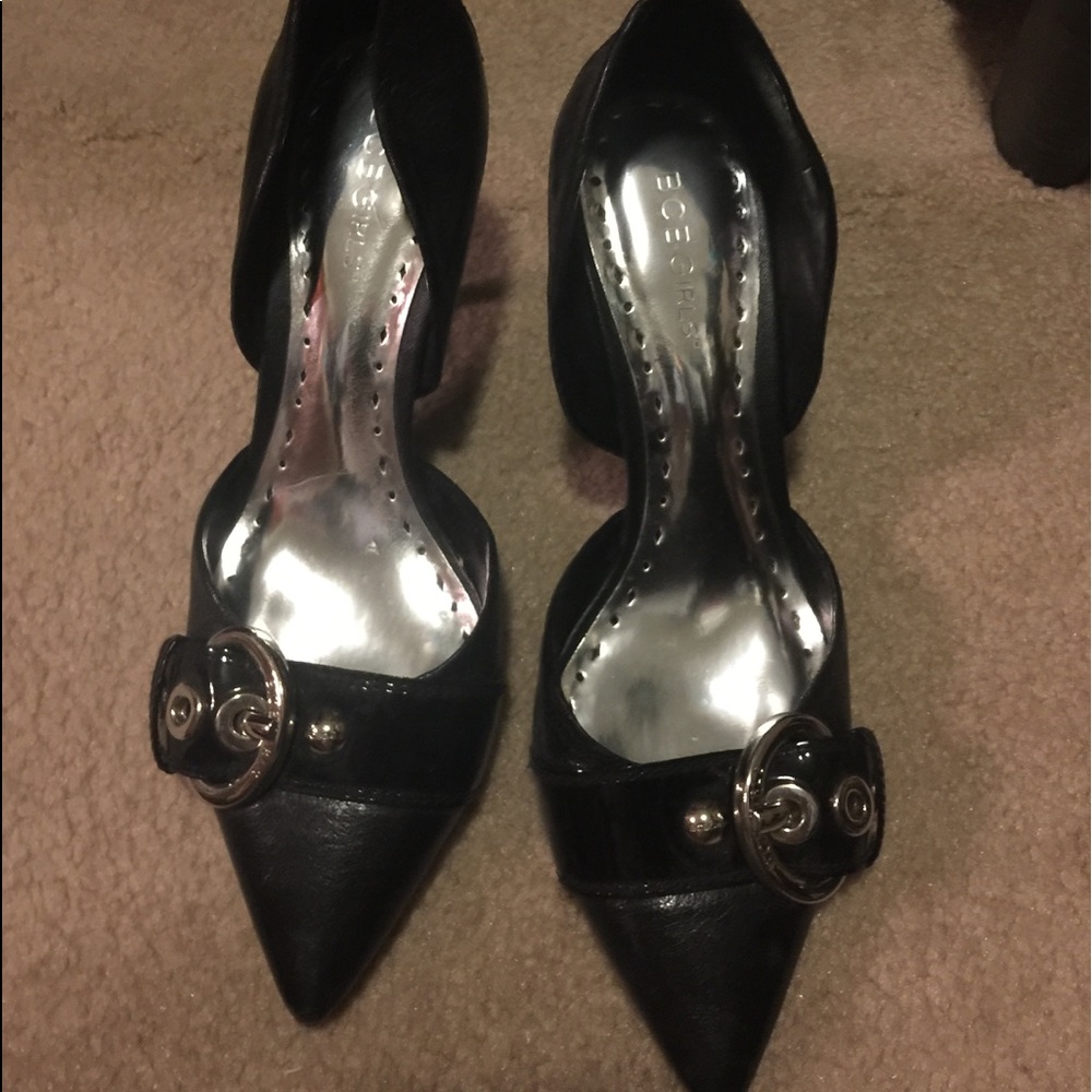 BCBG Black leather pumps size 7.5