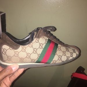 Vintage to be past on