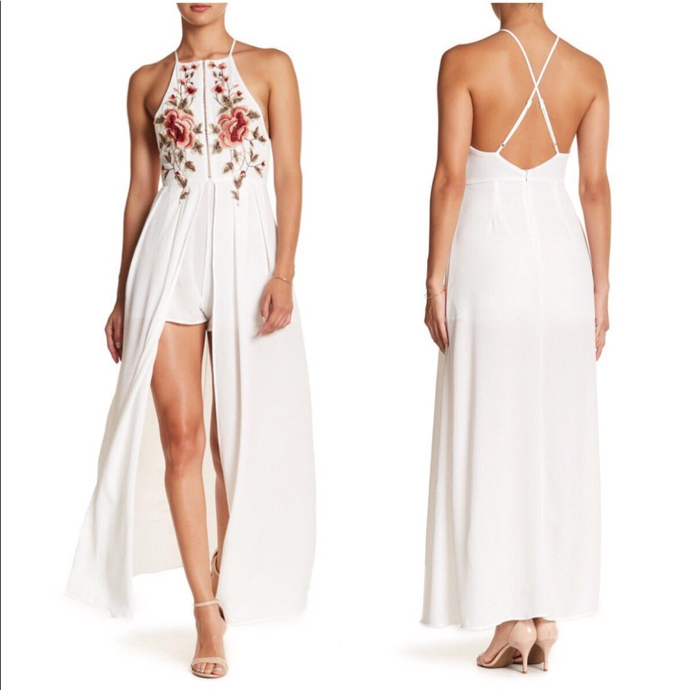 Haute Rogue Mira White Floral Romper Large