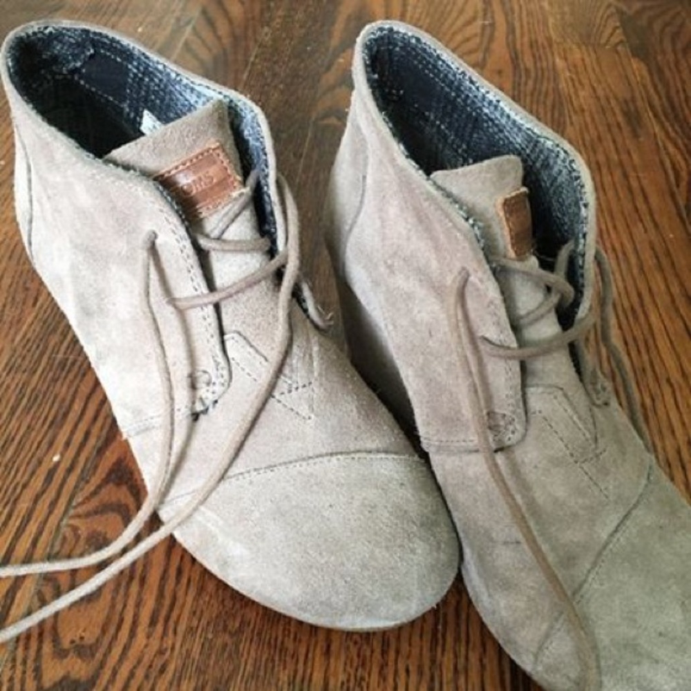 Toms wedge booties