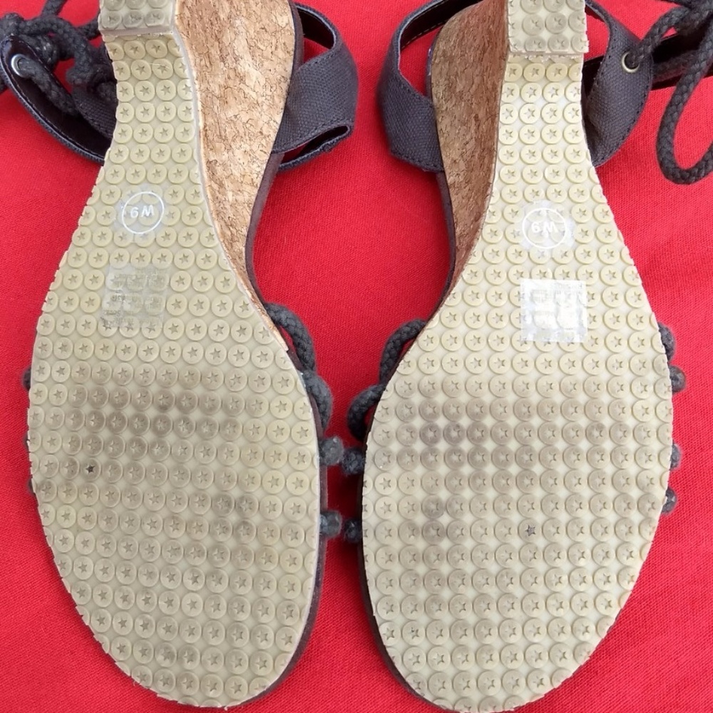 GAP Strappy wedge sandals Brown Sz 9 - Picture 5 of 5