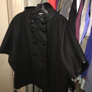 NWOT M/L Black DKNY warm wool short cape with hood