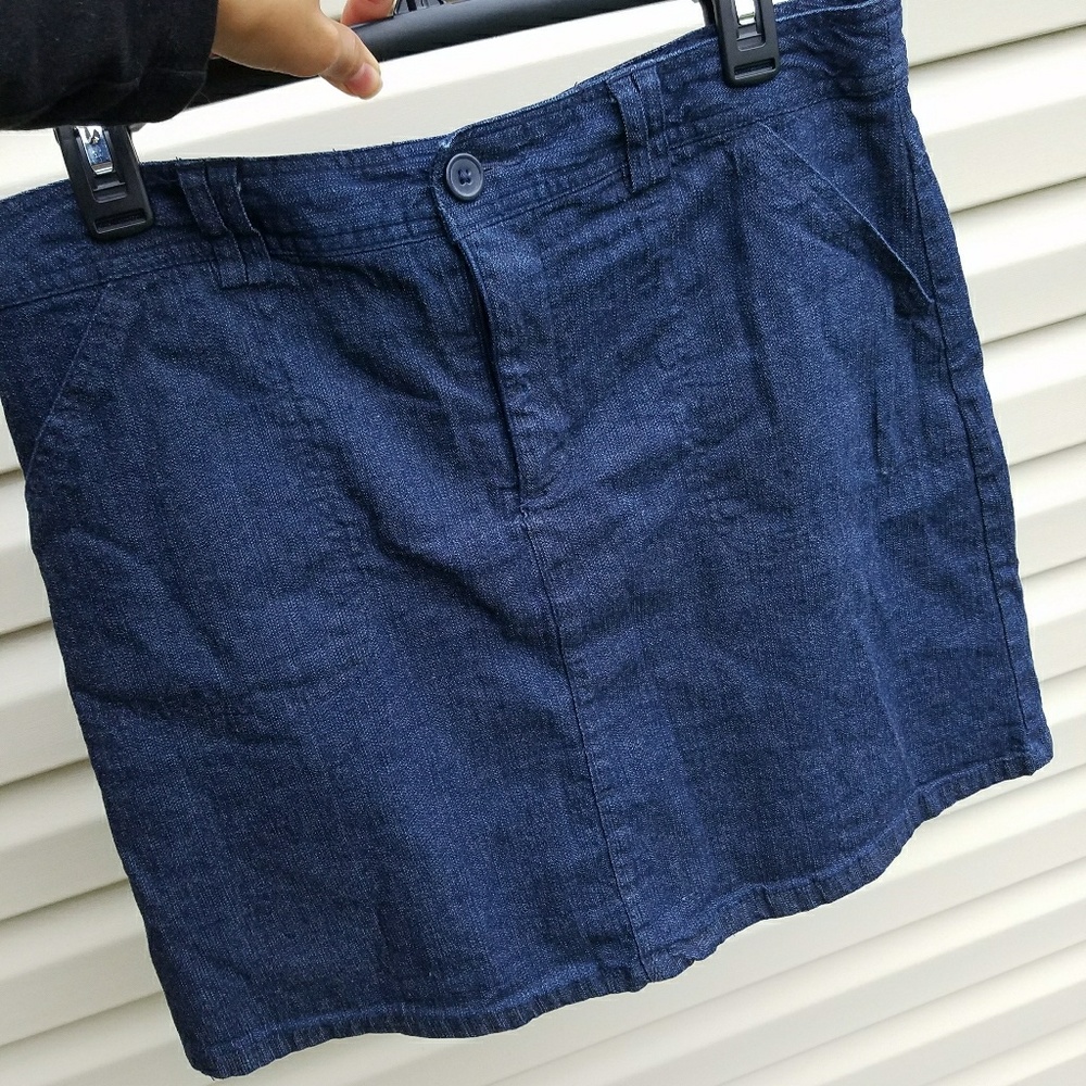 White Stag ..dark denim skort!