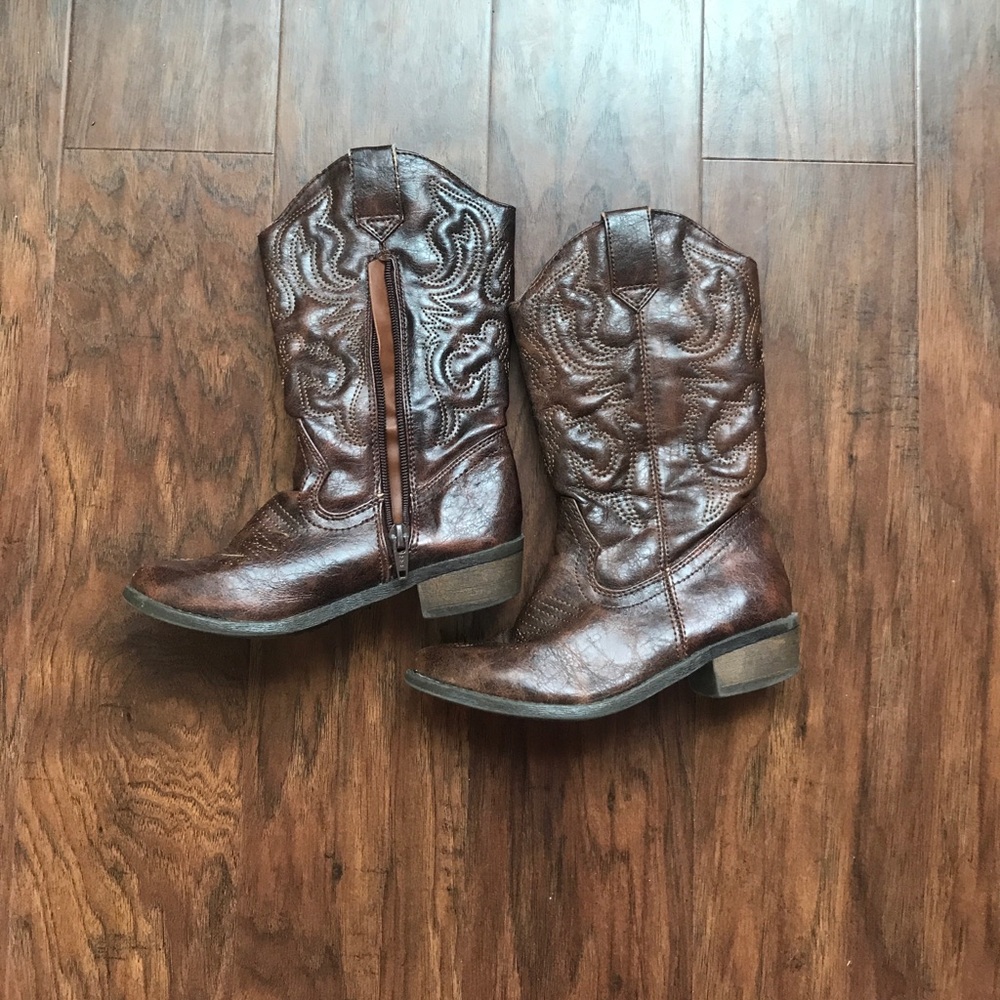 Girls Sz 13 cowboy boots!