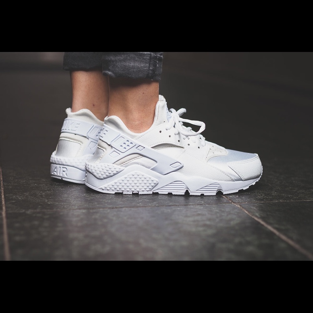 Nike Huarache Run GS All White ❤️