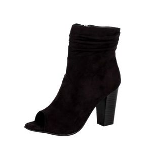 Peep Toes Booties. Black. Size 7. Brand New!!