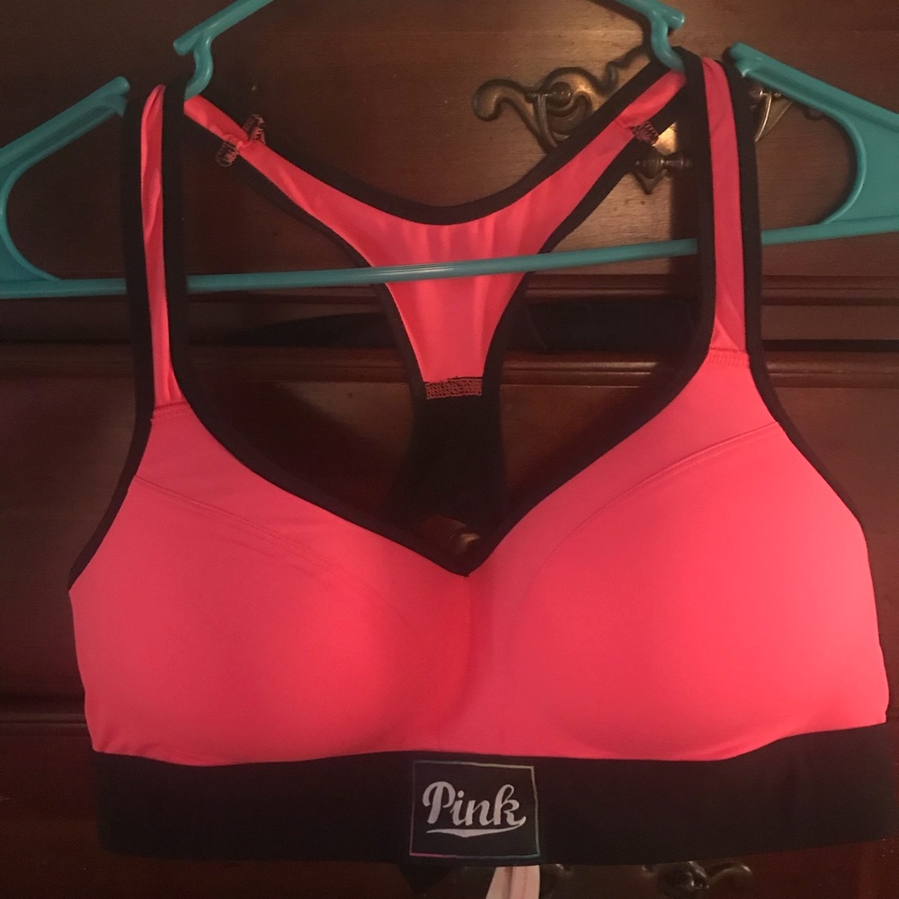 USED VS PINK ULTIMATE PUSH-UP SPORT BRA. SIZE L