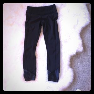 LULULEMON cropped pants