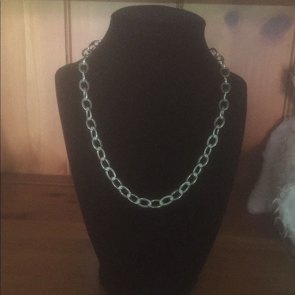 Sterling silver necklace (18in)