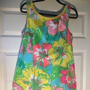 Lilly Pulitzer printed shift dress.