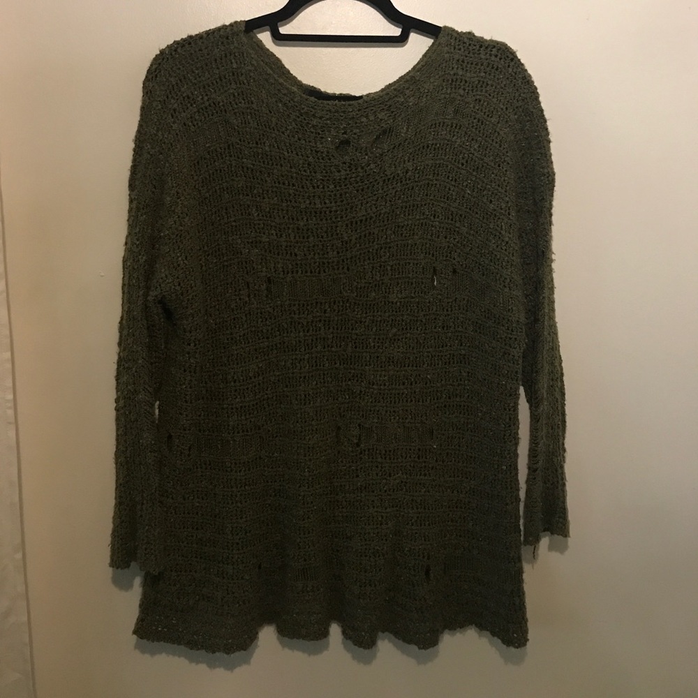 Beautiful olive green sweater