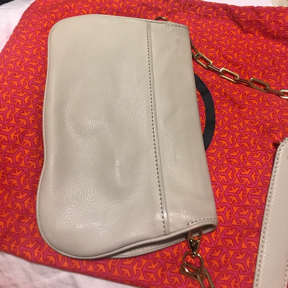 Tory Burch clutch/shoulder bag - Picture 6 of 6