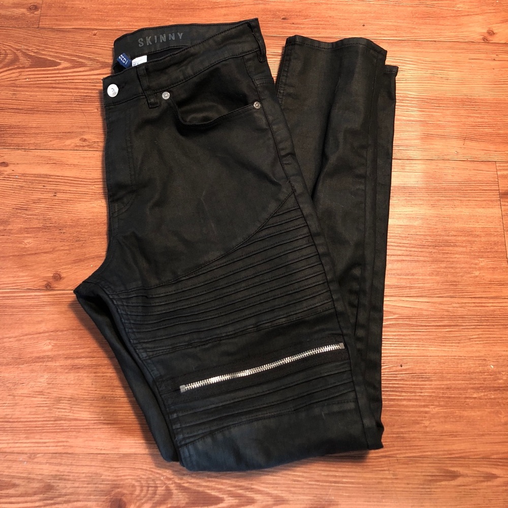 Black ribbed coated denim!