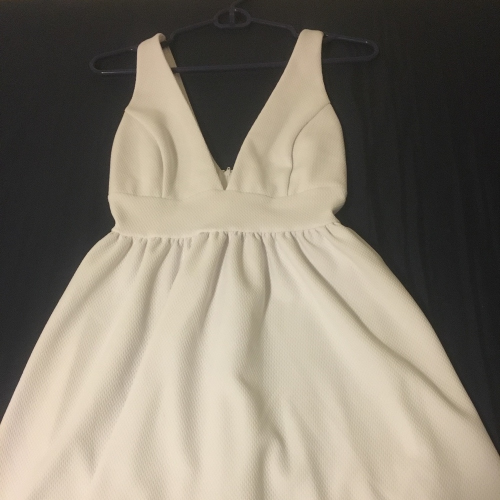 Lulus White sleeveless dress NWOT
