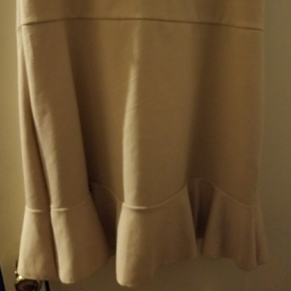 Dress - Picture 5 of 5