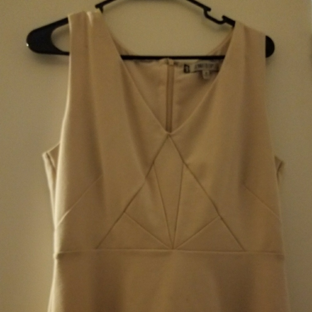 Dress - Picture 4 of 5