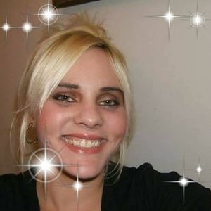 Meet your Posher, Carrie