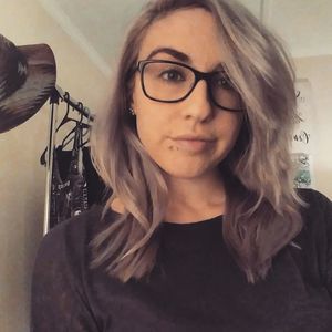 Meet your Posher, Antonia