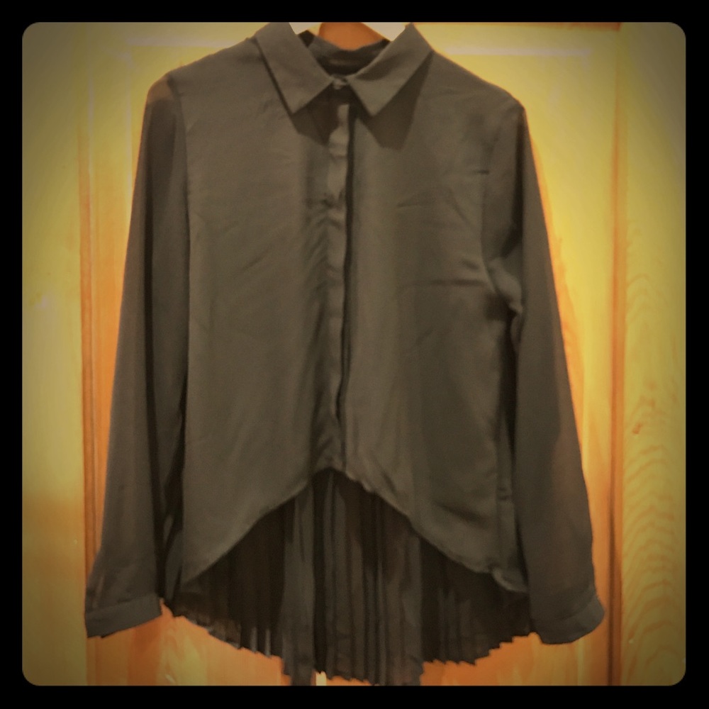 Black high-low blouse