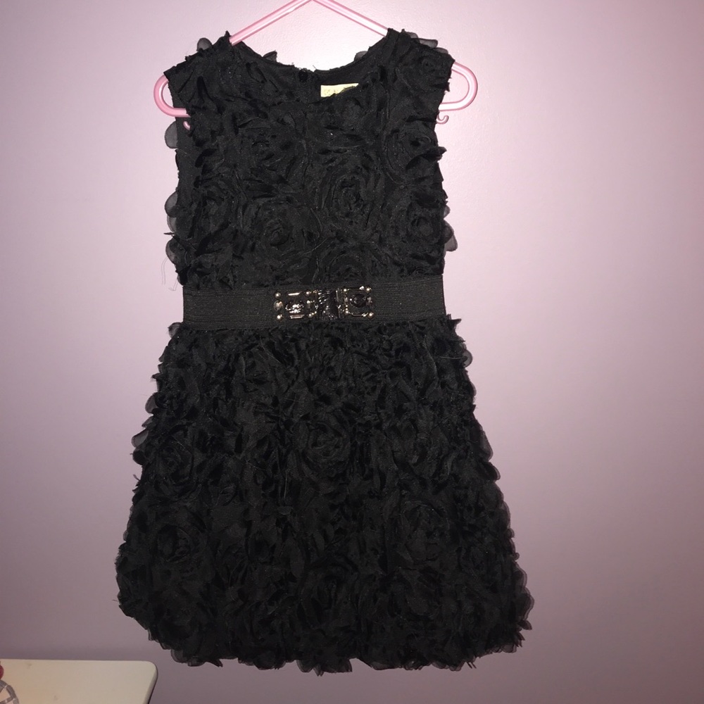 🎄 the most gorgeous holiday dress!!! 😍