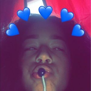 Meet your Posher, Jania