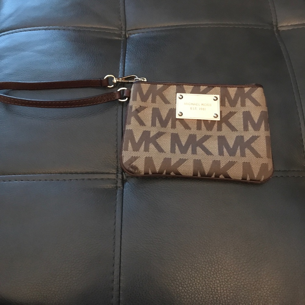 Michael Kors Wristlet
