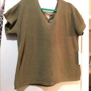 NWOT olive green short sleeve sweater