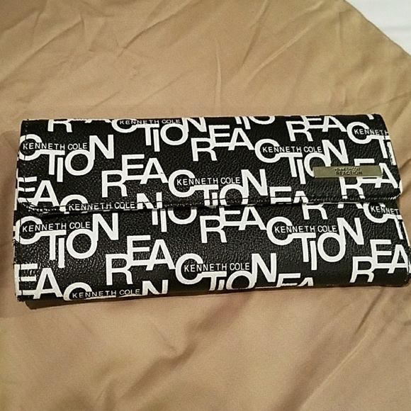 Kenneth Cole wallet - Picture 2 of 4