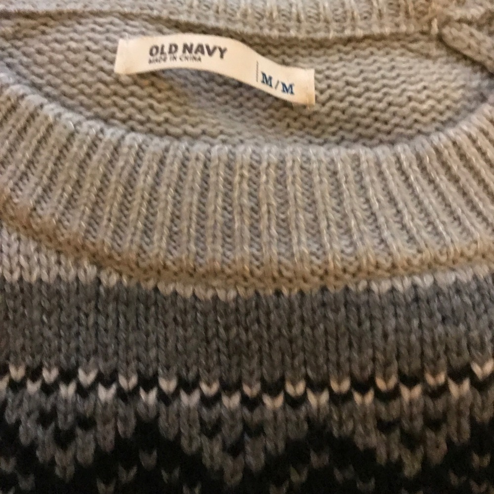 Women’s Old Navy Gray / Black Sweater Medium ⛄️