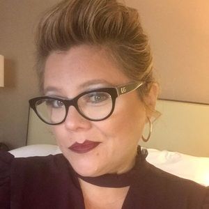 Meet your Posher, Lisa