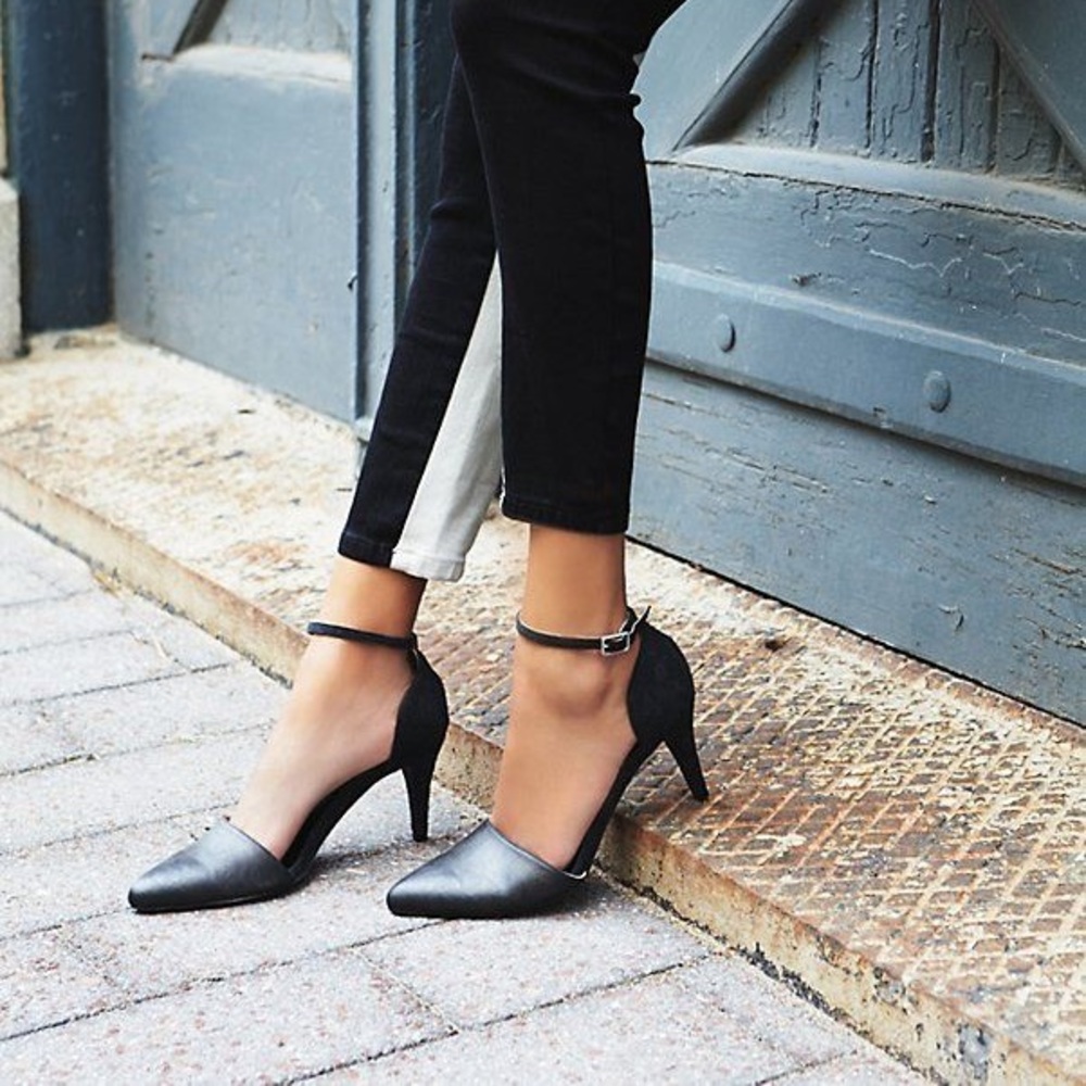 Free People Vegan leather heels Size 10