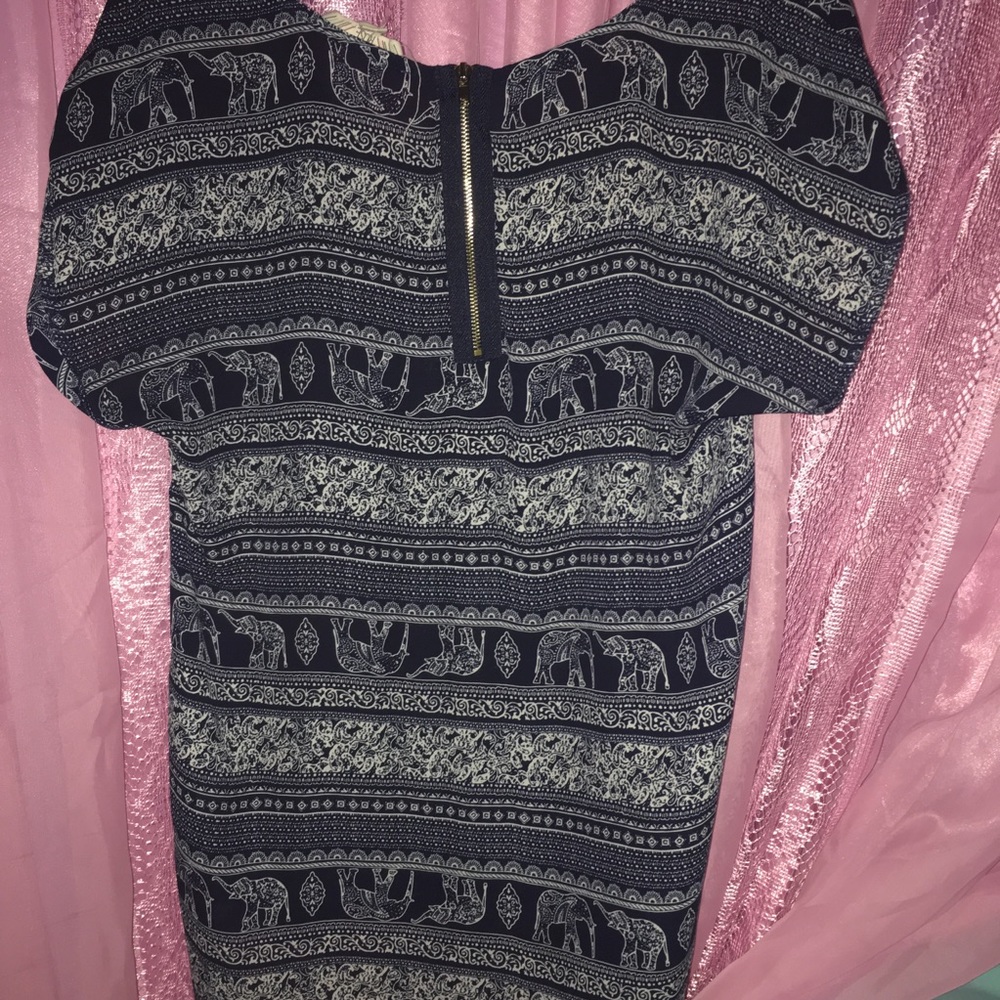 Size S // Pink Rose Tribal T-Shirt