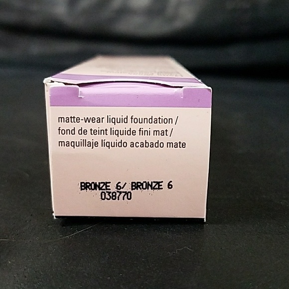 Mary Kay TimeWise Matte Wear liquid foundation - Picture 6 of 6
