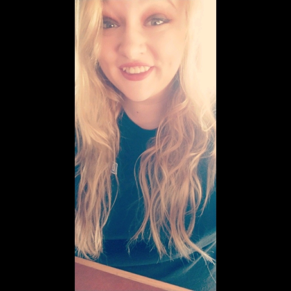 Meet your Posher, Katelyn