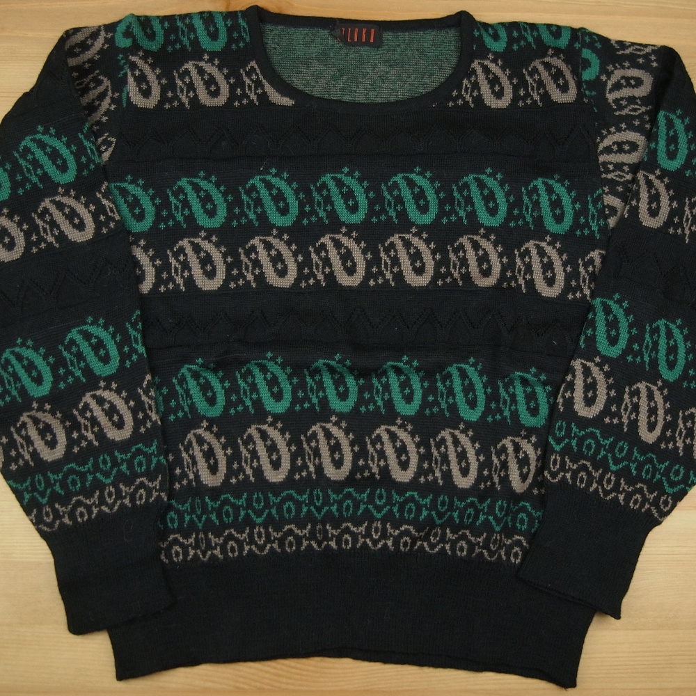 ALOKI Medium Black Green Tan Paisley Sweater