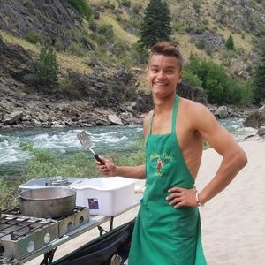 Meet your Posher, Nico