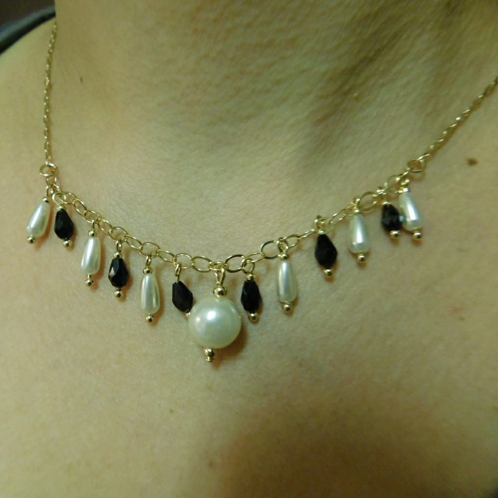 Brazilian gold black and white set