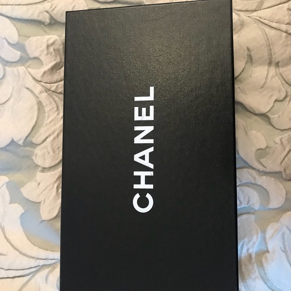 Quilted Chanel flats - Picture 2 of 4