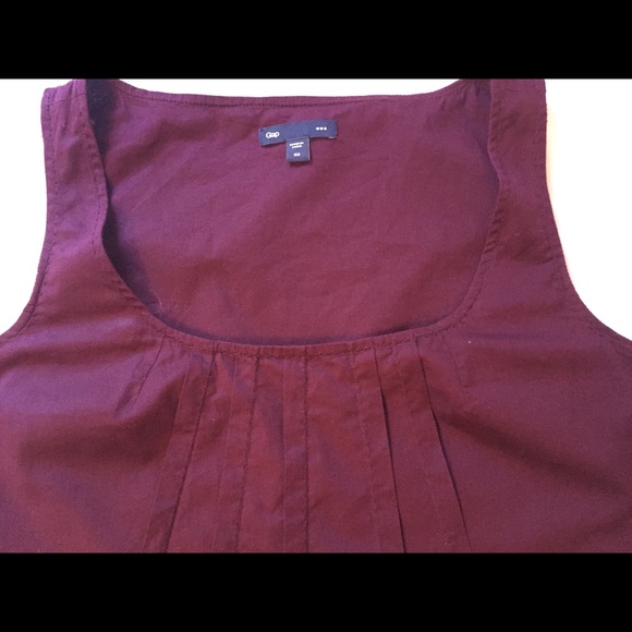 Gap tank top shirt - Picture 2 of 4