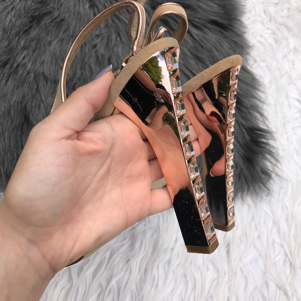 Michael Kors rose gold gem heels - Picture 2 of 8