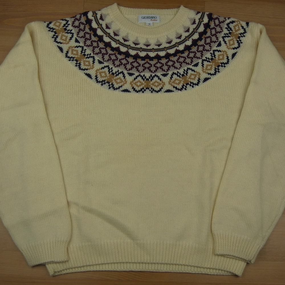 Giordano M Cream Purple Blue Tan Festive Sweater