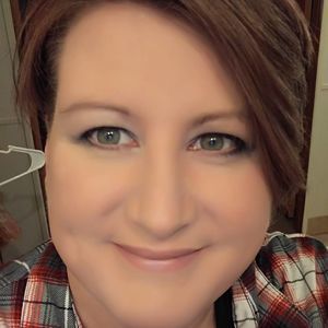 Meet your Posher, Connie