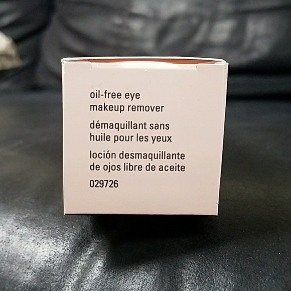 Mary Kay Makeup Remover - Picture 2 of 2