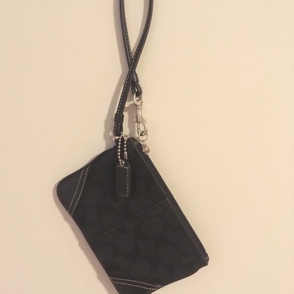 Black coach wristlet. Like new! - Picture 1 of 2