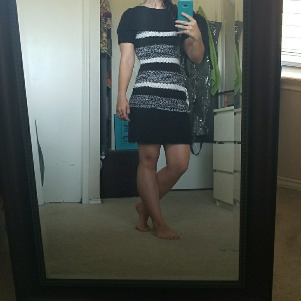 Short sleeve sweater dress