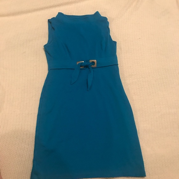 Kristin Davis blue dress