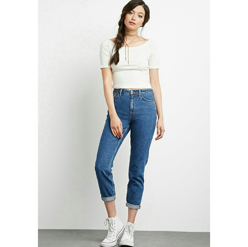 Perfect flattering high mom rolled cuff jeans